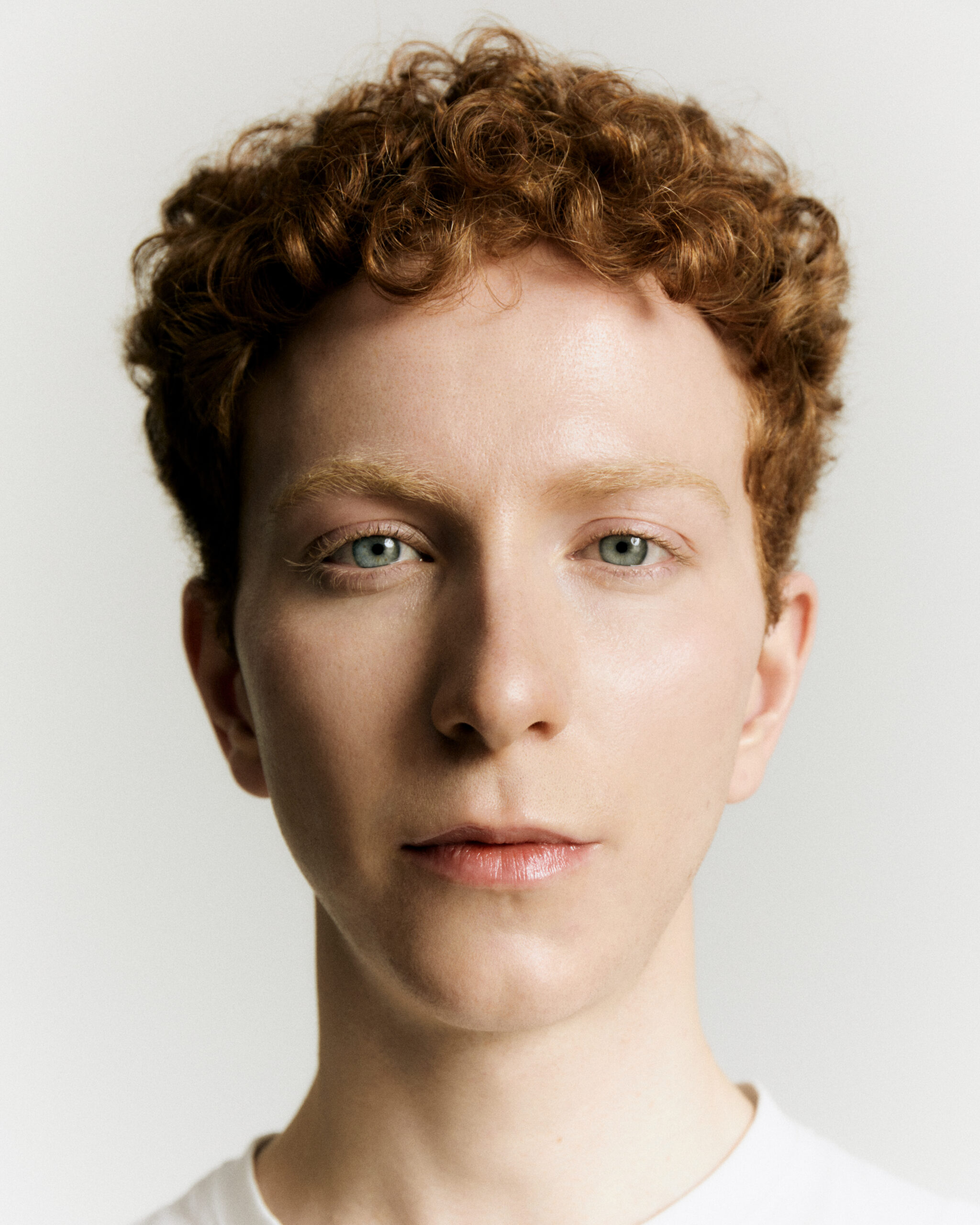 ICON MAGAZINE BY DANIEL GARZEE IN MADRID | Zerek Studio