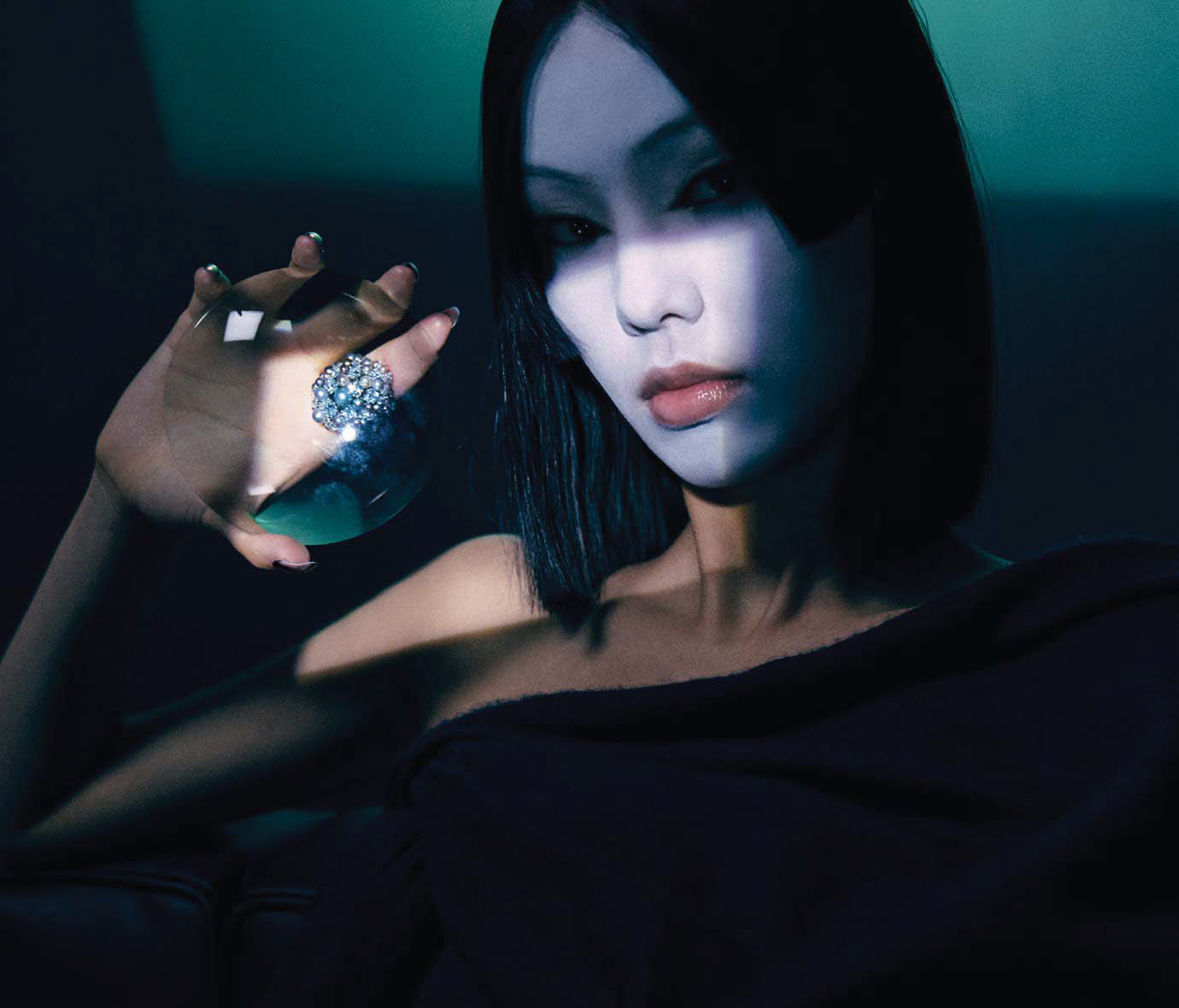 HARPER’S BAZAAR SINGAPORE DEC. 2024 | Zerek Studio