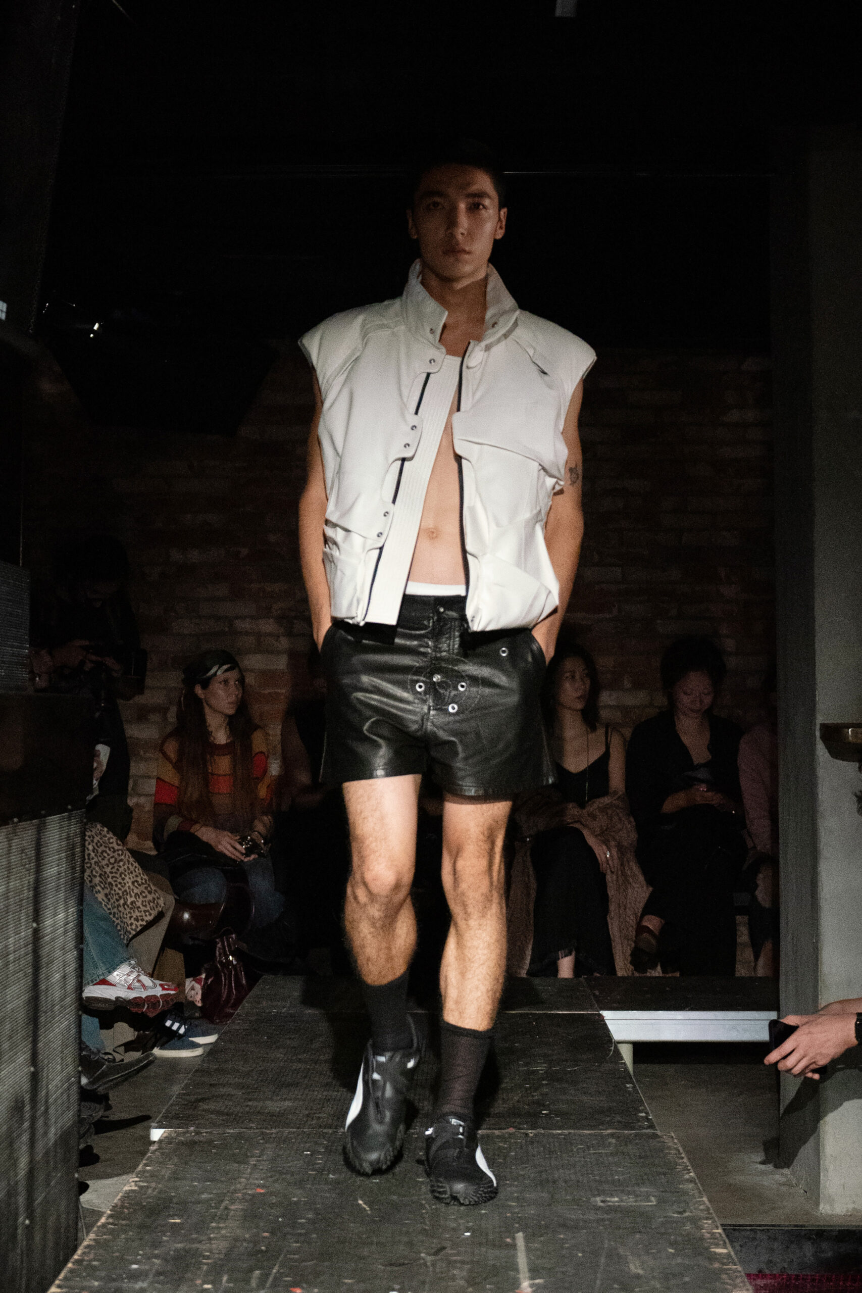 XIMONLEE SS25 RUNWAY IN SHANGHAI | Zerek Studio