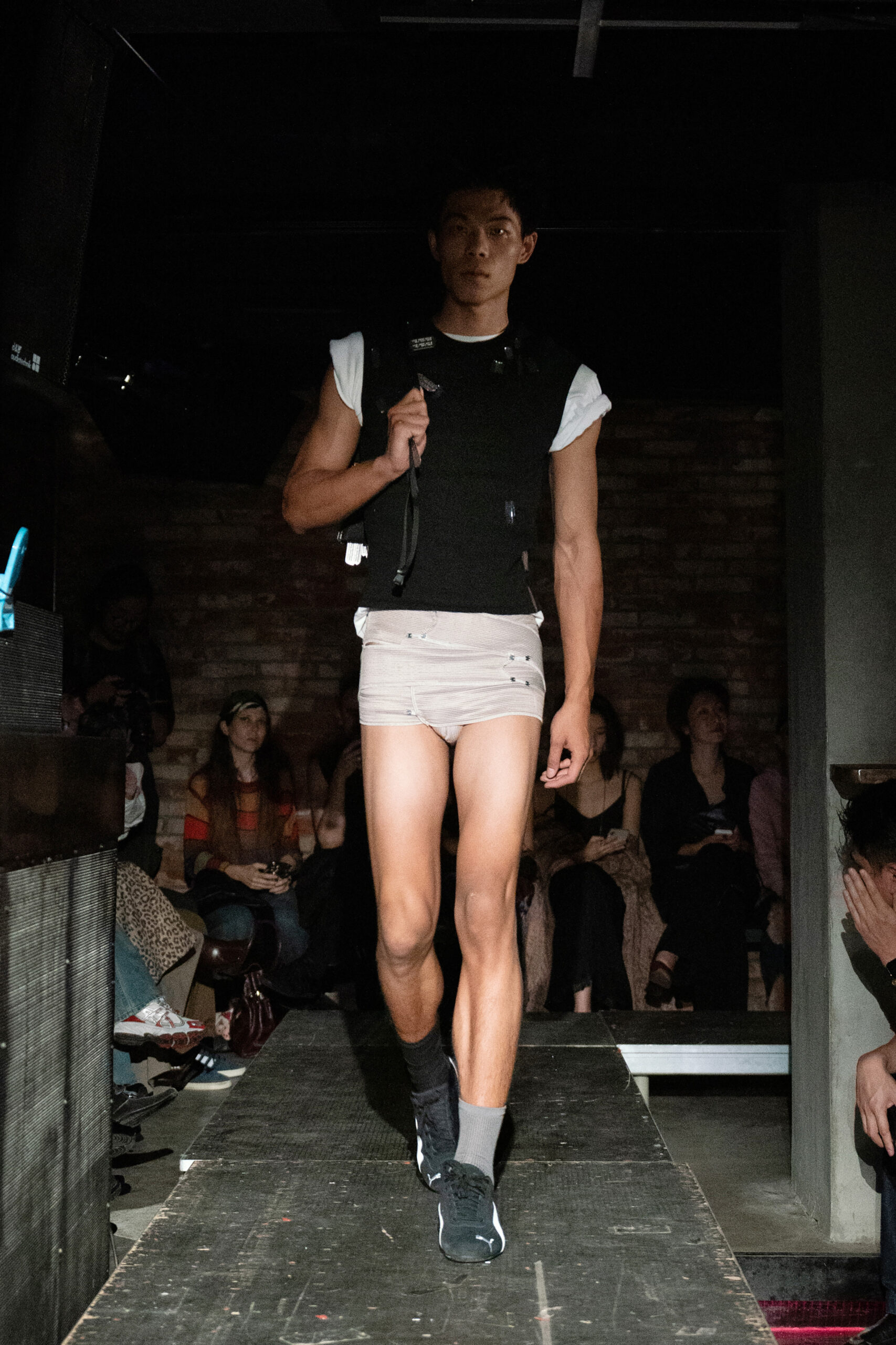 XIMONLEE SS25 RUNWAY IN SHANGHAI | Zerek Studio