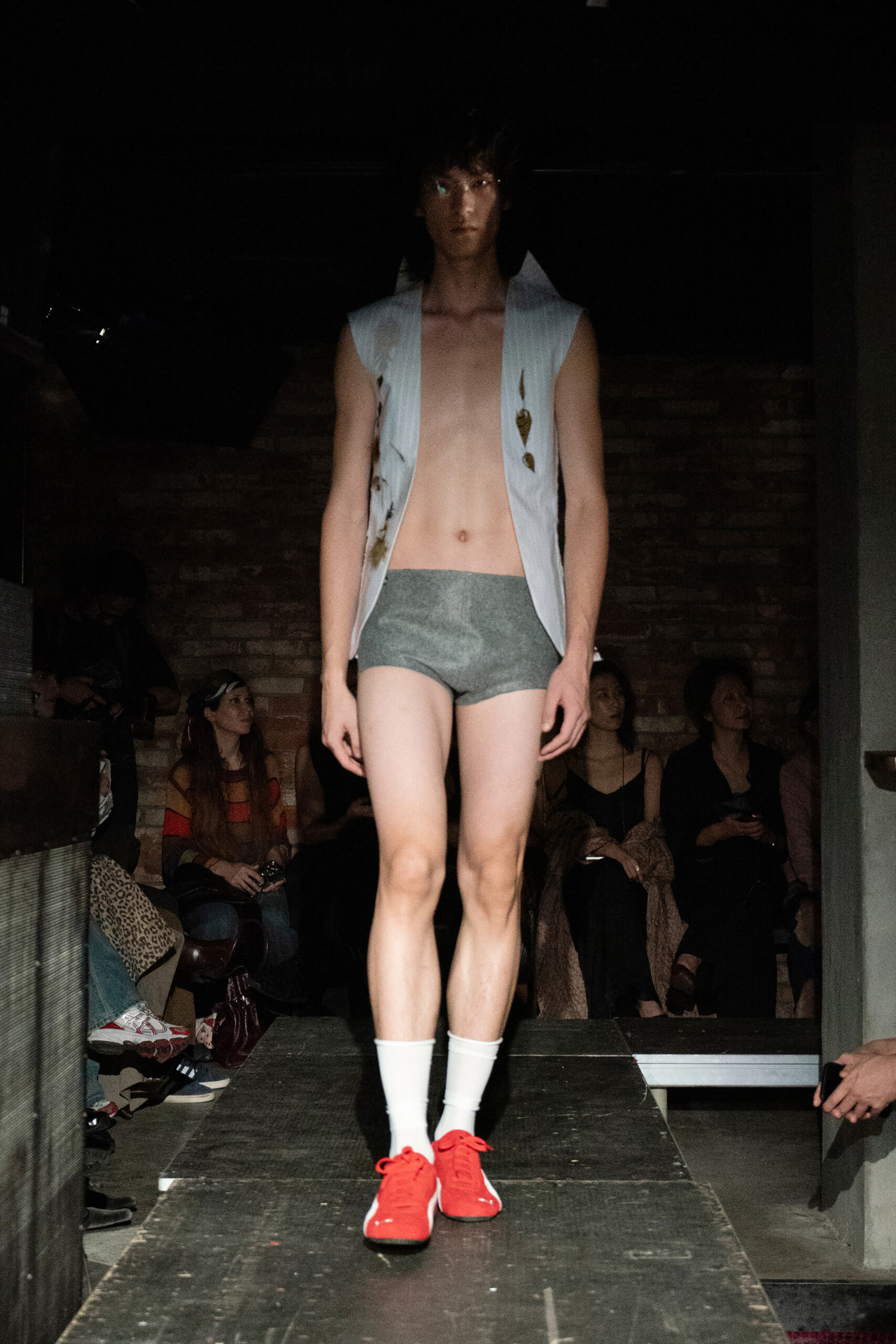 XIMONLEE SS25 RUNWAY IN SHANGHAI | Zerek Studio