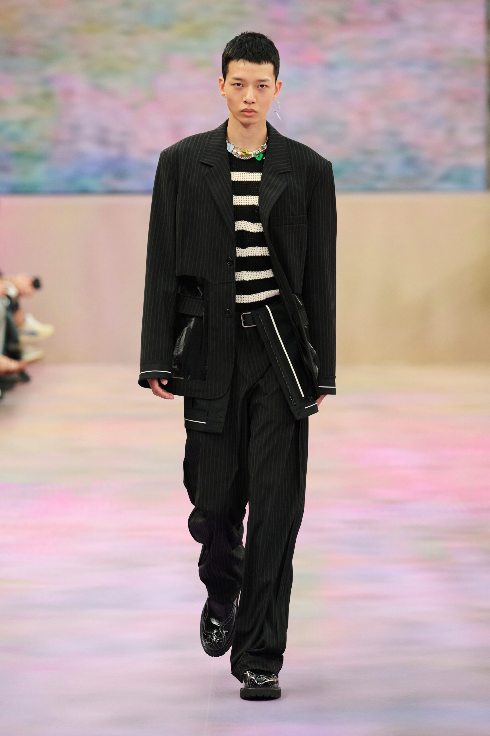 ANDERSSON BELL SS25 RUNWAY IN SHANGHAI | Zerek Studio