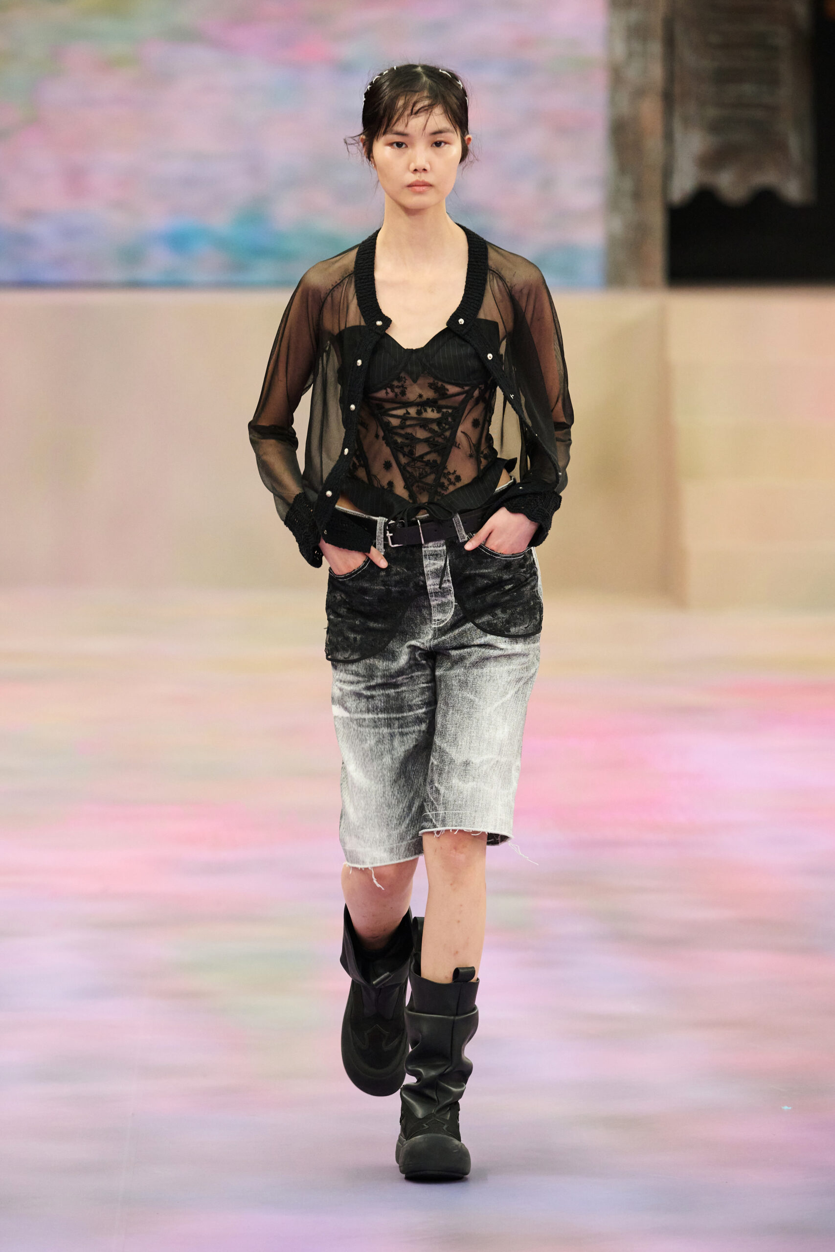 ANDERSSON BELL SS25 RUNWAY IN SHANGHAI | Zerek Studio