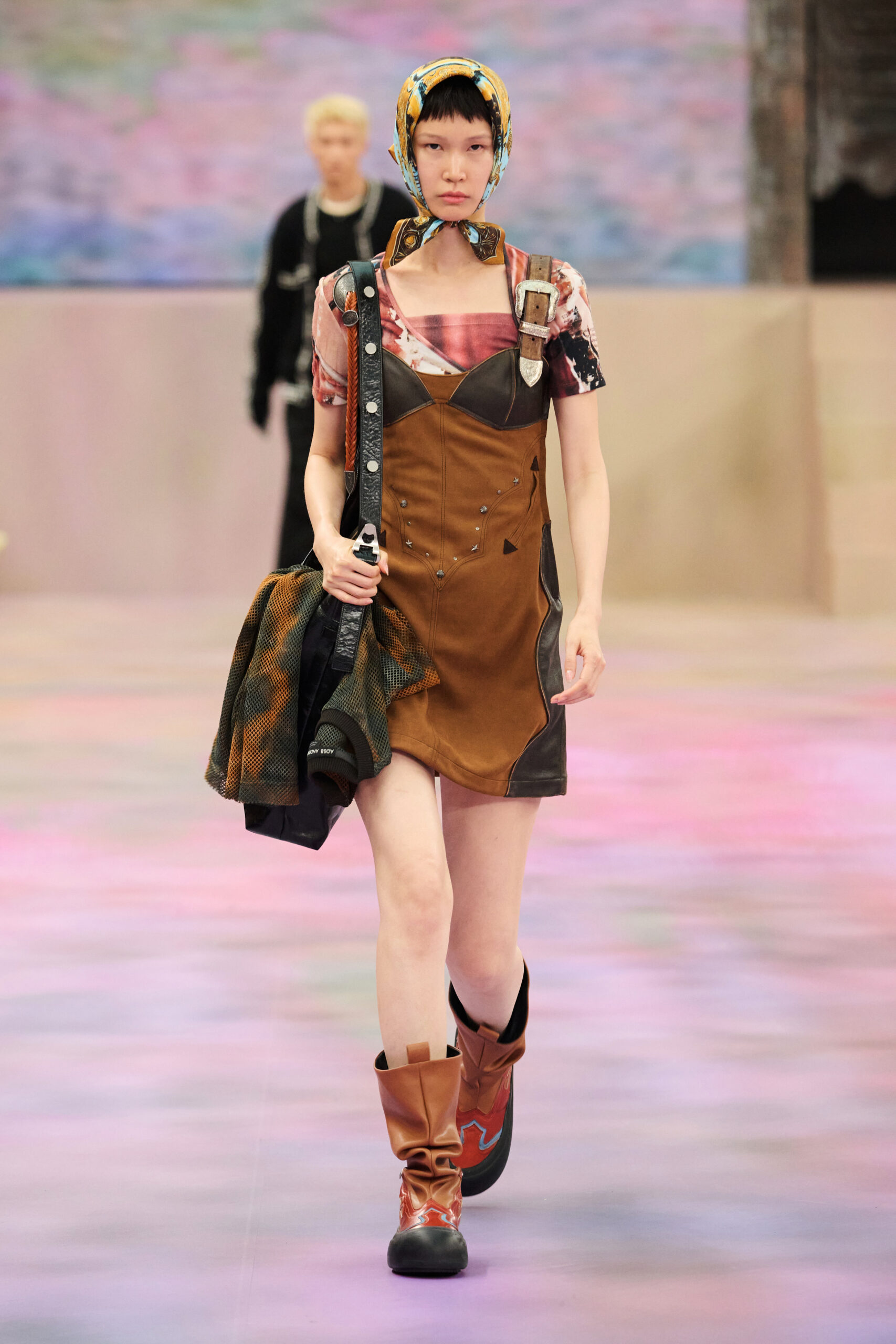 ANDERSSON BELL SS25 RUNWAY IN SHANGHAI | Zerek Studio