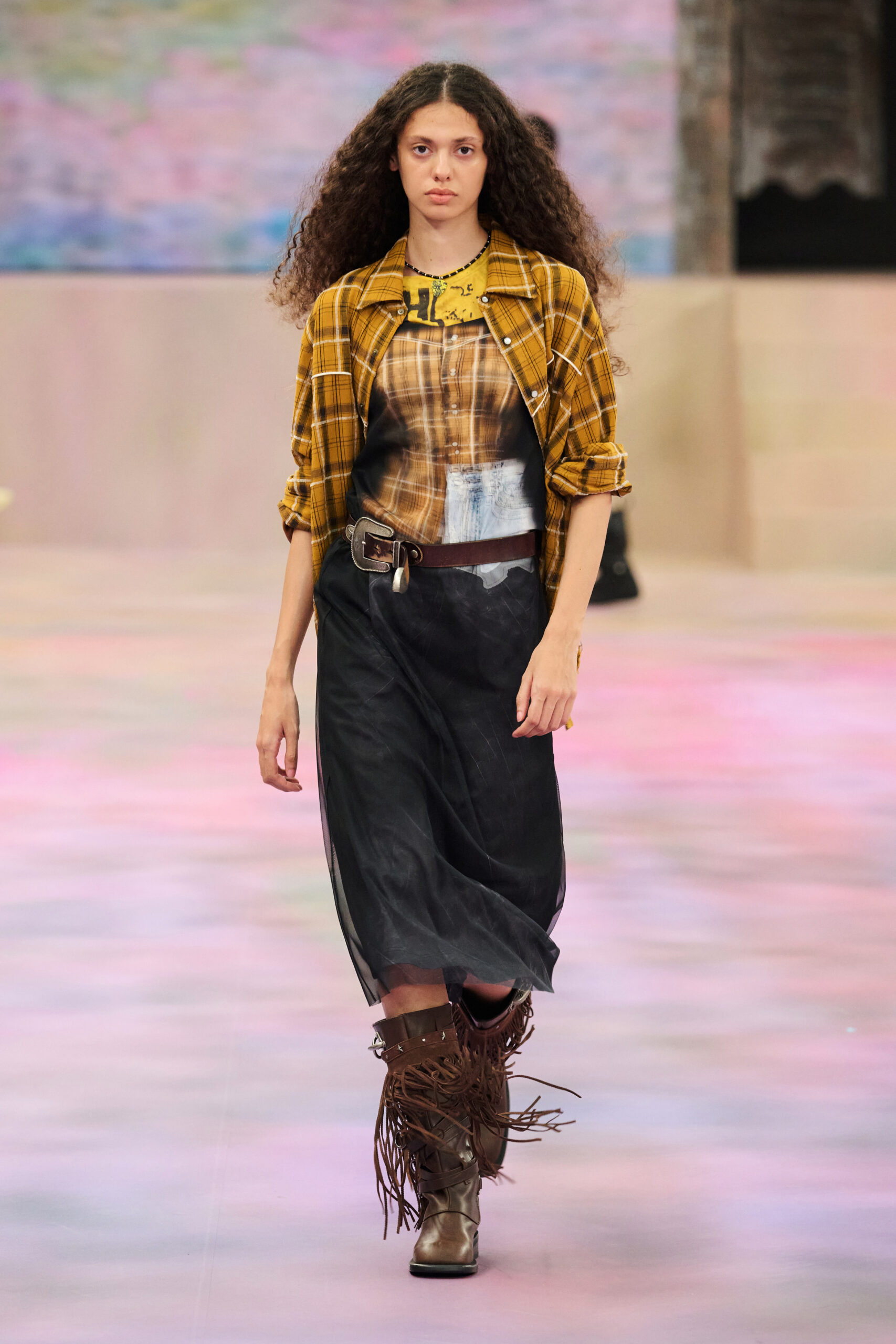 ANDERSSON BELL SS25 RUNWAY IN SHANGHAI | Zerek Studio