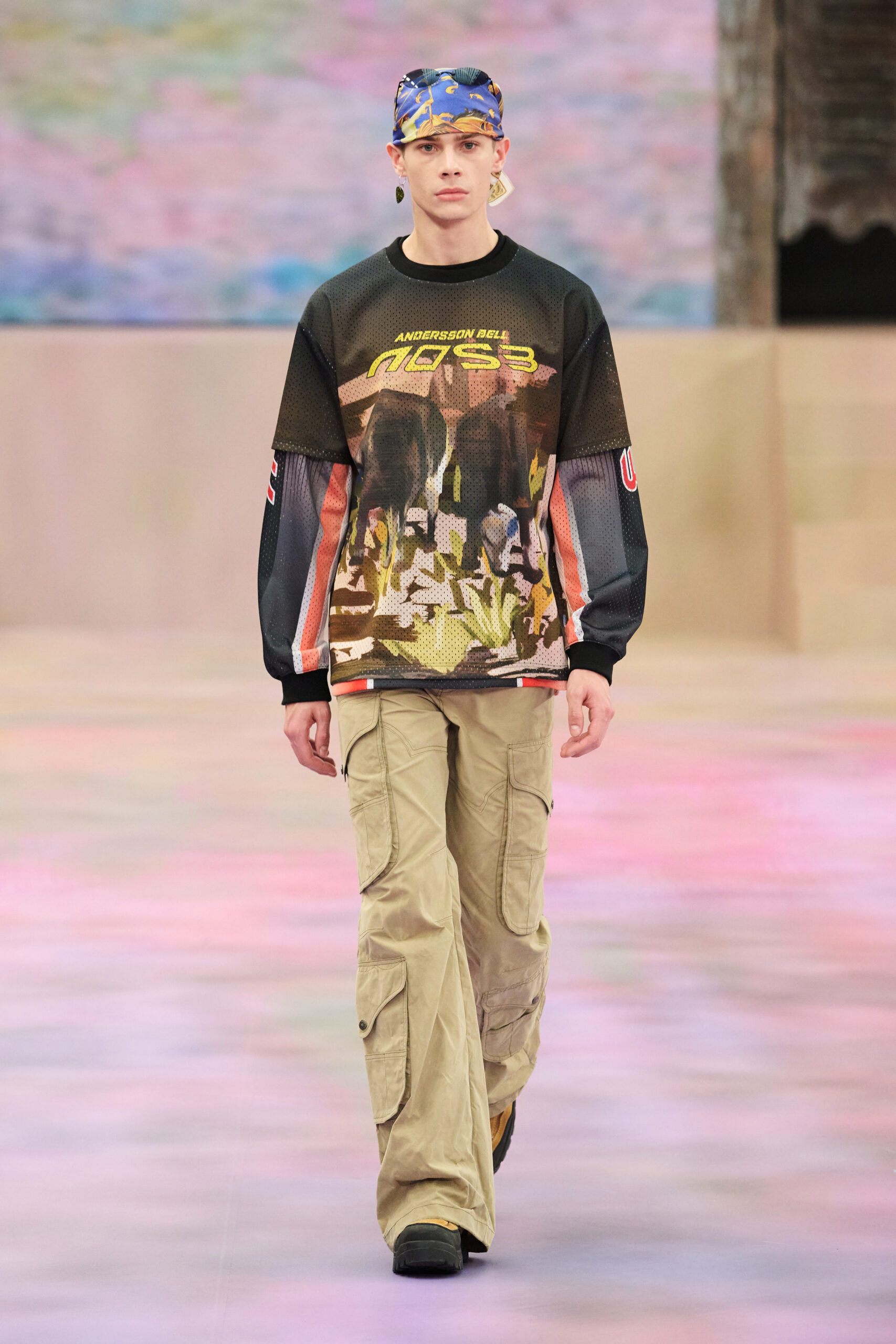 ANDERSSON BELL SS25 RUNWAY IN SHANGHAI | Zerek Studio