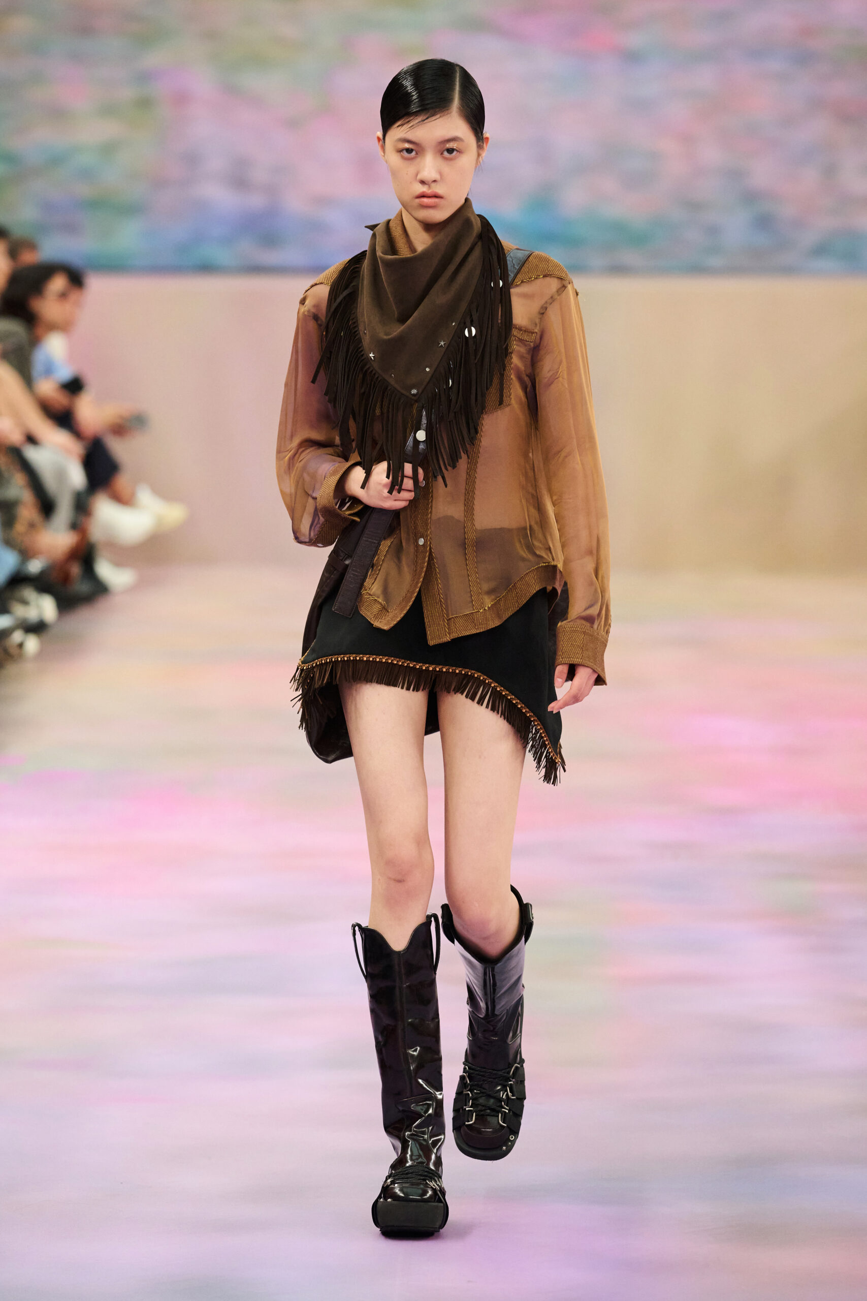 ANDERSSON BELL SS25 RUNWAY IN SHANGHAI | Zerek Studio