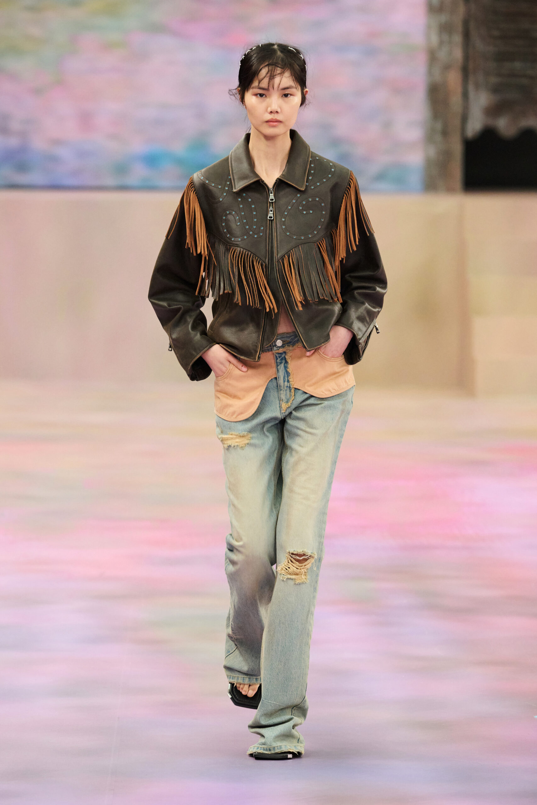ANDERSSON BELL SS25 RUNWAY IN SHANGHAI | Zerek Studio