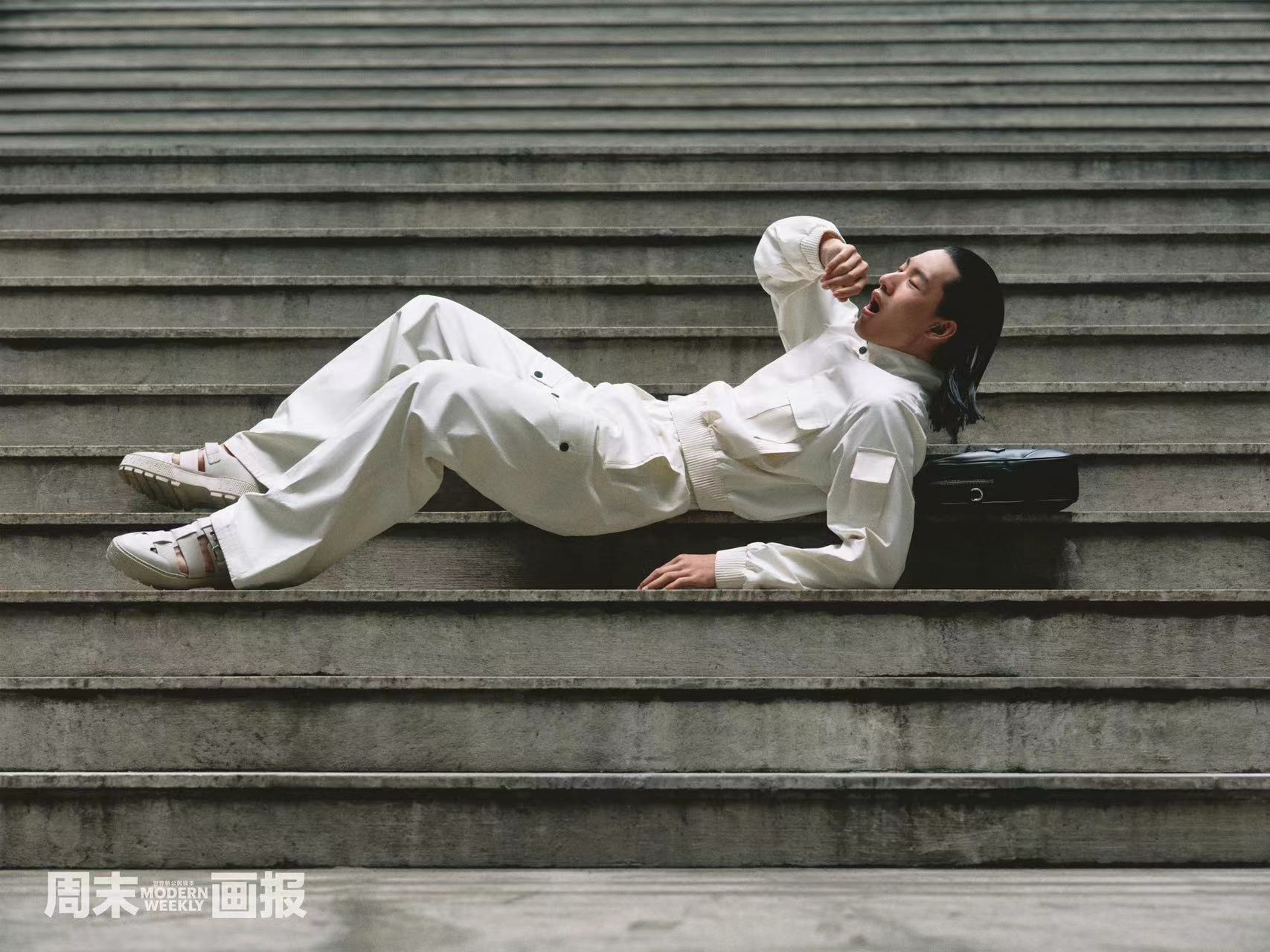 MODERN WEEKLY “ANYWAY TO WORK” | Zerek Studio