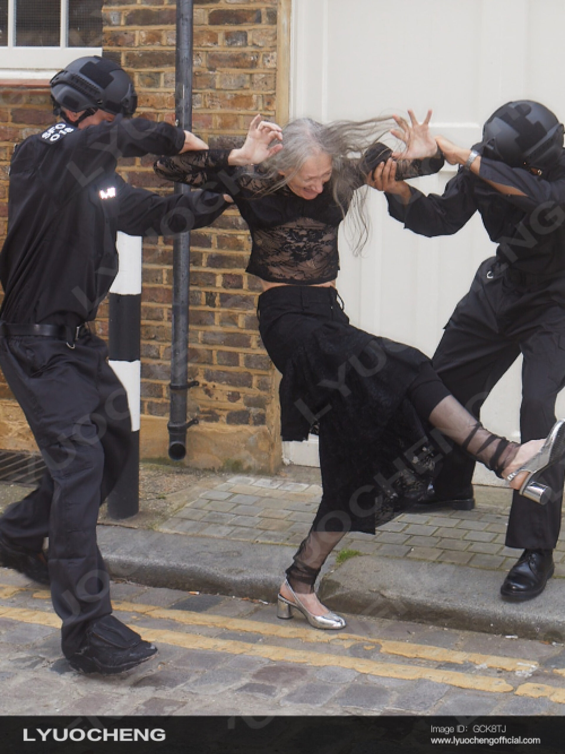 LYUOCHENG SS23 | Zerek Studio