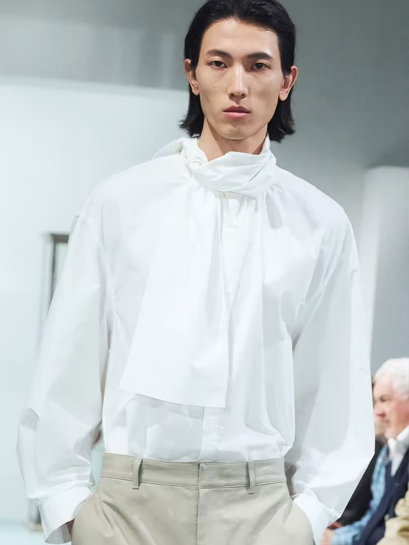 AMOMENTO 26FW RUNWAY IN SHANGHAI AMOMENTO 26FW RUNWAY IN SHANGHAI | Zerek Studio