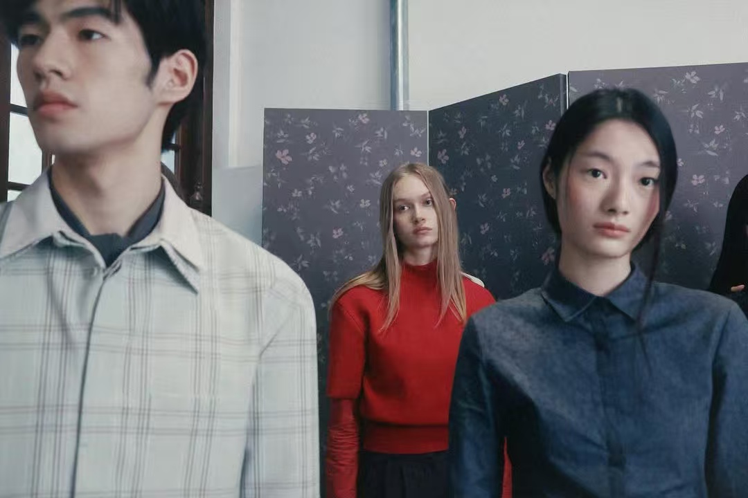 AMOMENTO 26FW RUNWAY IN SHANGHAI | Zerek Studio