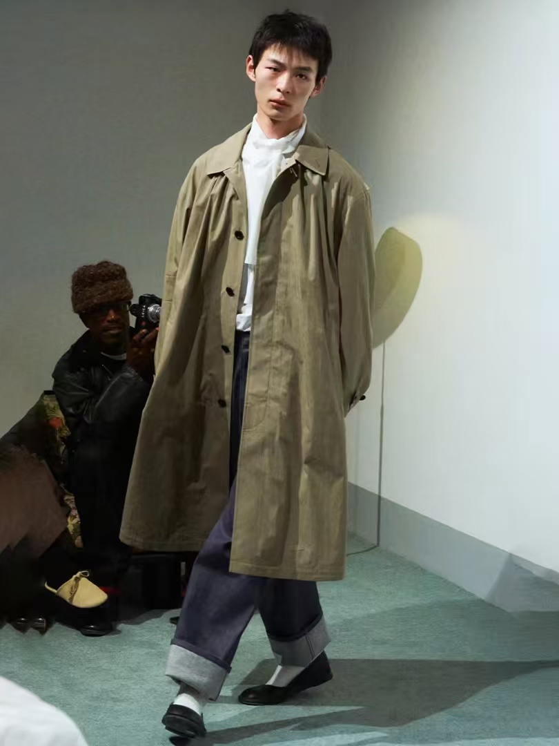 AMOMENTO 26FW RUNWAY IN SHANGHAI AMOMENTO 26FW RUNWAY IN SHANGHAI | Zerek Studio